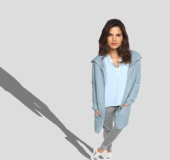 写实人物女性站姿SU模型下载_sketchup草图大师SKP模型