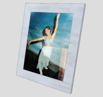 跳芭蕾舞的女孩相片相框SU模型下载_sketchup草图大师SKP模型