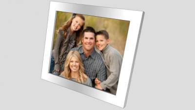 白色摆台相框家庭照SU模型下载_sketchup草图大师SKP模型