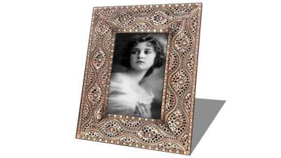 现代桌面摆台相框SU模型下载_sketchup草图大师SKP模型