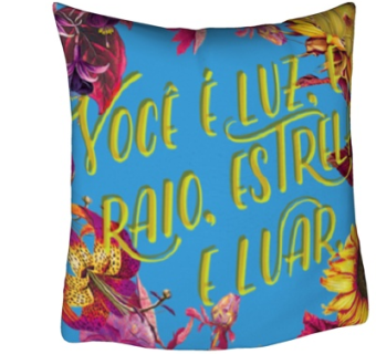 现代布艺花卉抱枕su模型