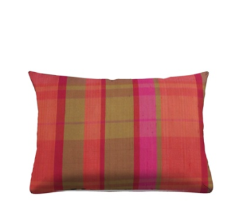 现代布艺条形抱枕su模型