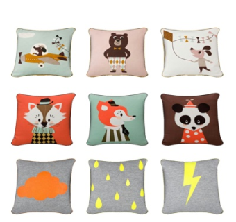 现代卡通人物抱枕组合su模型